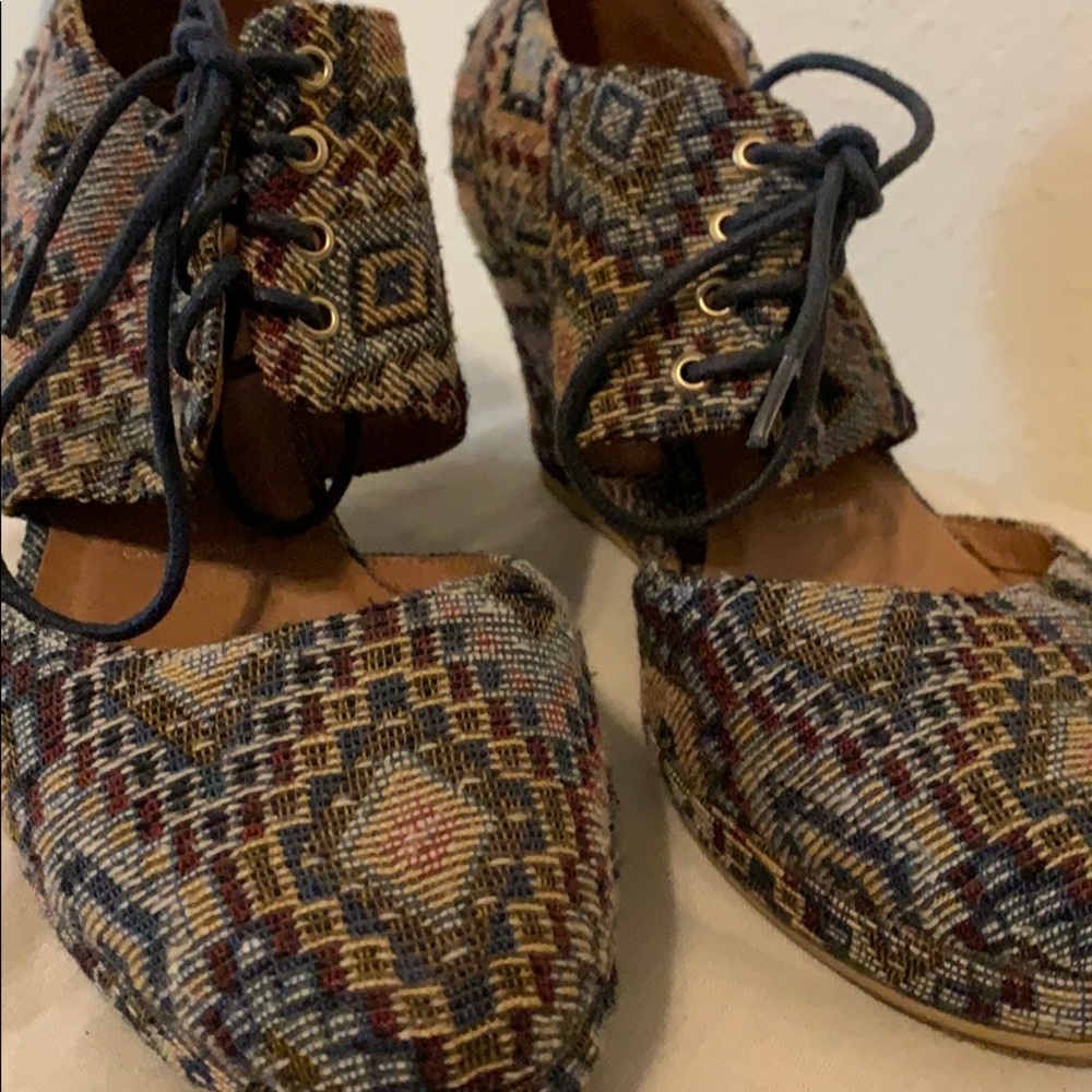 Patterned Ibiza Wedges